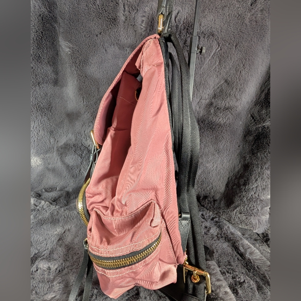 Burberry Rucksack Nylon Backpack - Picture 2 of 11